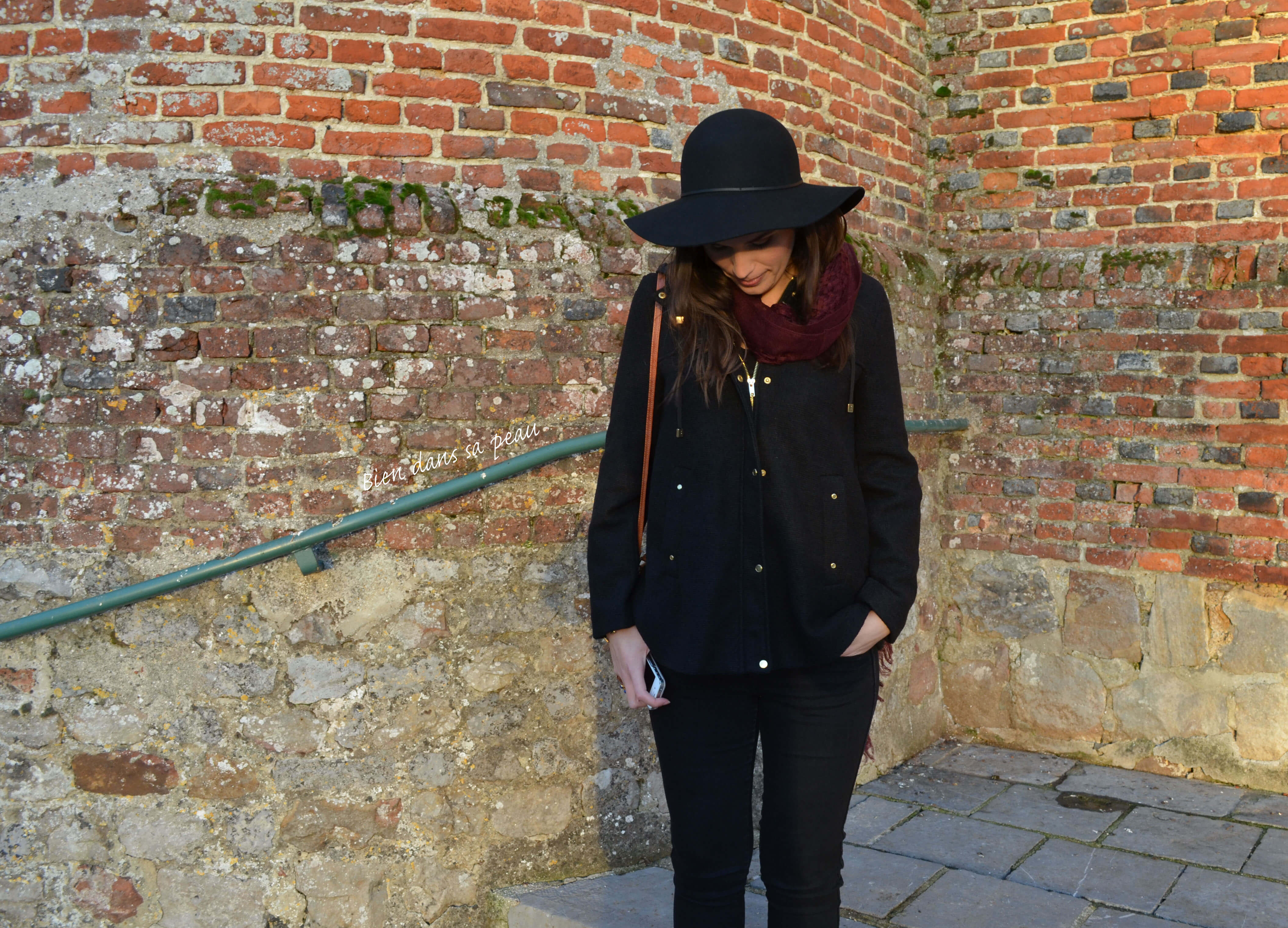 un monstre à Paris look
