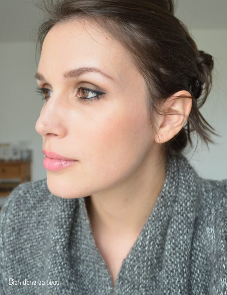 Maquillage-neutre-palette-Sleek-Makeup-au-naturel-601-revue-bien-dans-sa-peau-5