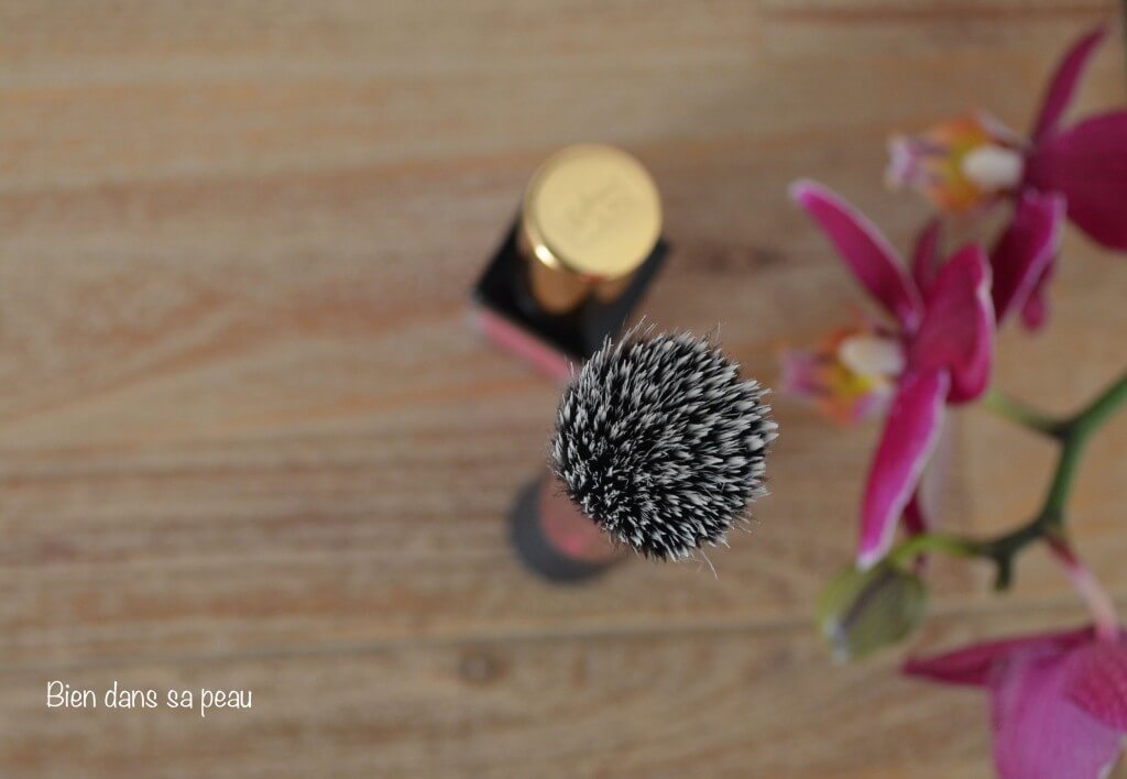 face of the day avec le kiss & blush baby doll de yves saint laurent