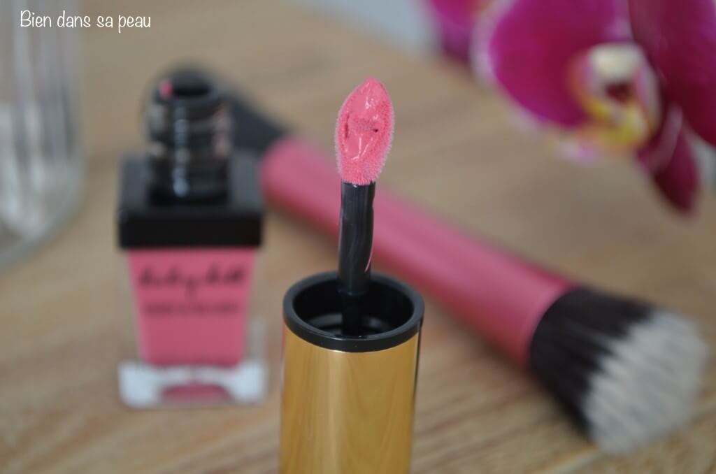 face of the day avec le kiss & blush baby doll de yves saint laurent