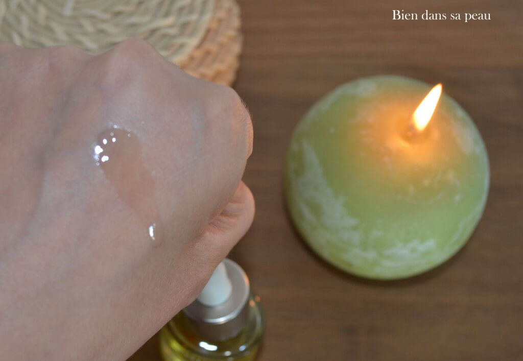 revue huile Lotus Clarins pour peaux mixtes par le blog bien dans sa peau