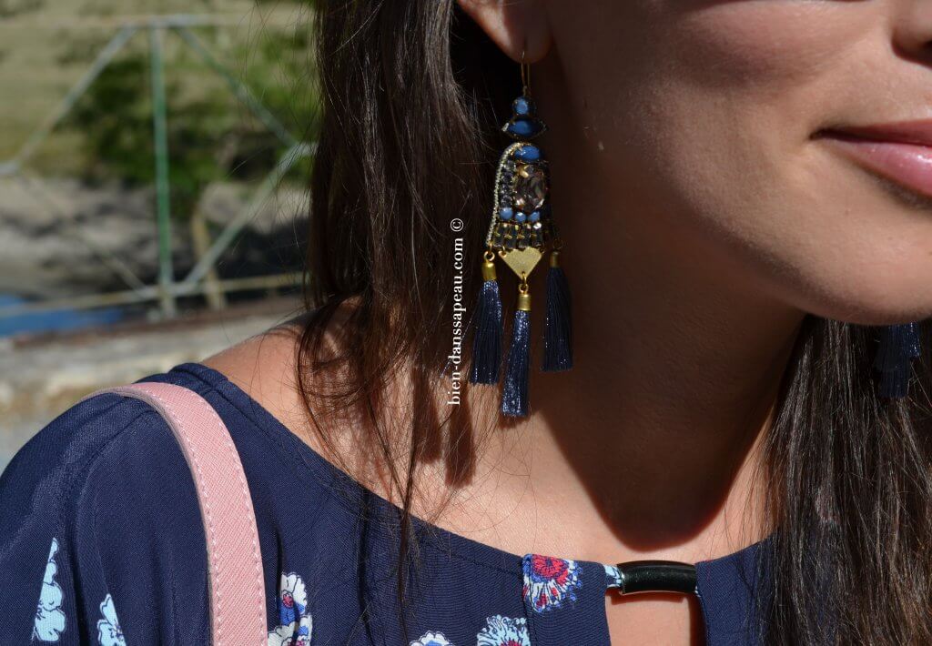 look-petite-robe-fleurs-bien-dans-sa-peau-blogueuse-mode-4