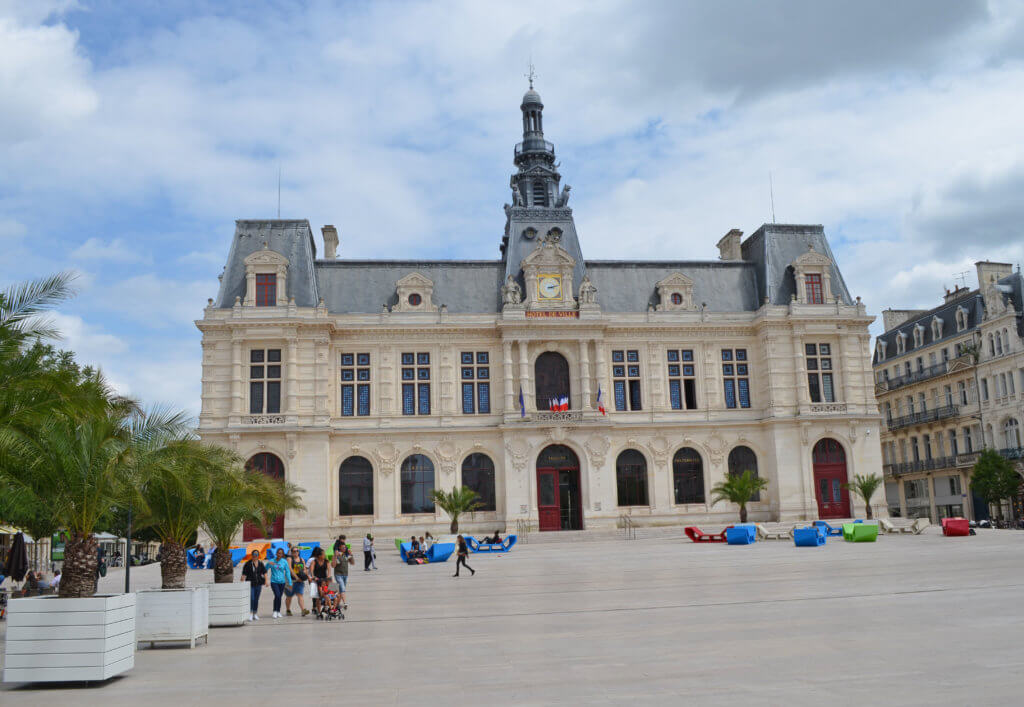 hôtel de ville poitiers